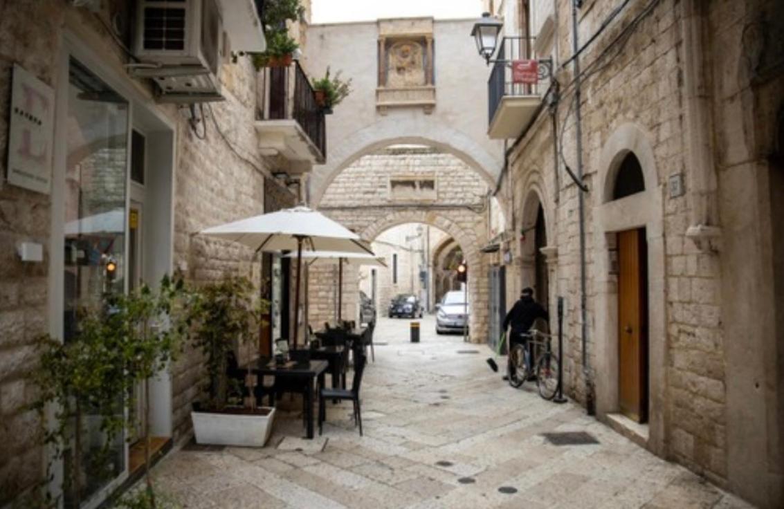Lc Luxury Apartment Bari Exterior photo