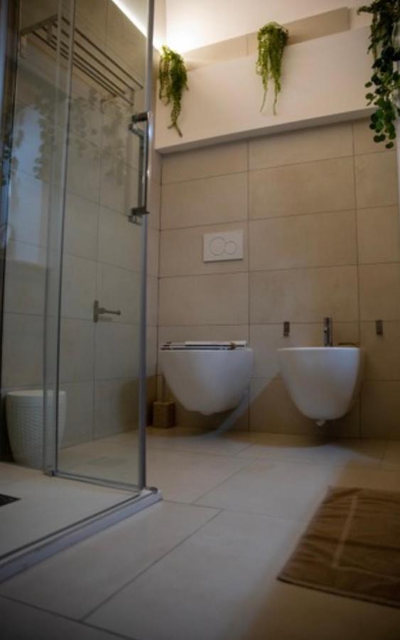 Lc Luxury Apartment Bari Exterior photo